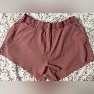 JoyLab Mauve Scalloped Hem Women's Shorts